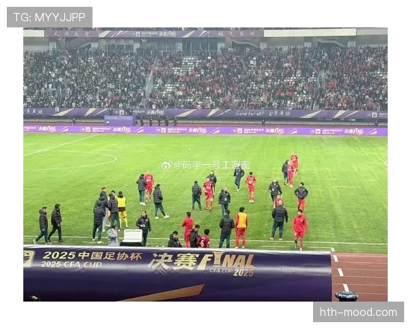 宫殿队西甲新赛季首胜，球迷欢庆球队状态回暖