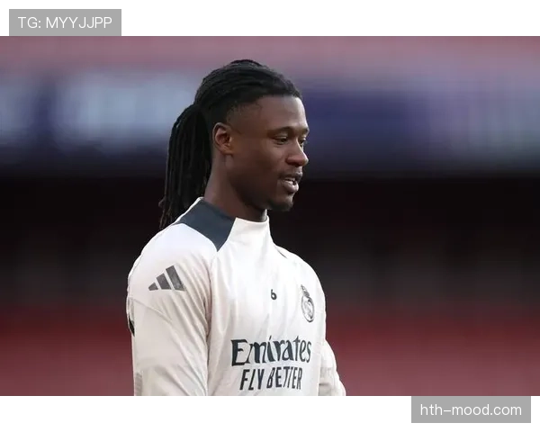 卡马文加闪耀赛场:技术与心态兼备,崛起为新时代足球天才 卡马文加闪耀赛场:技术与心态兼备,崛起为新时代足球天才